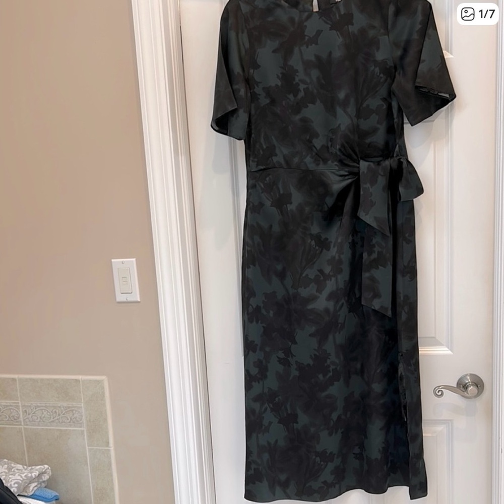 Madewell NWT Tie-Waist MIDI Dress in Floral size 6 Black and Green